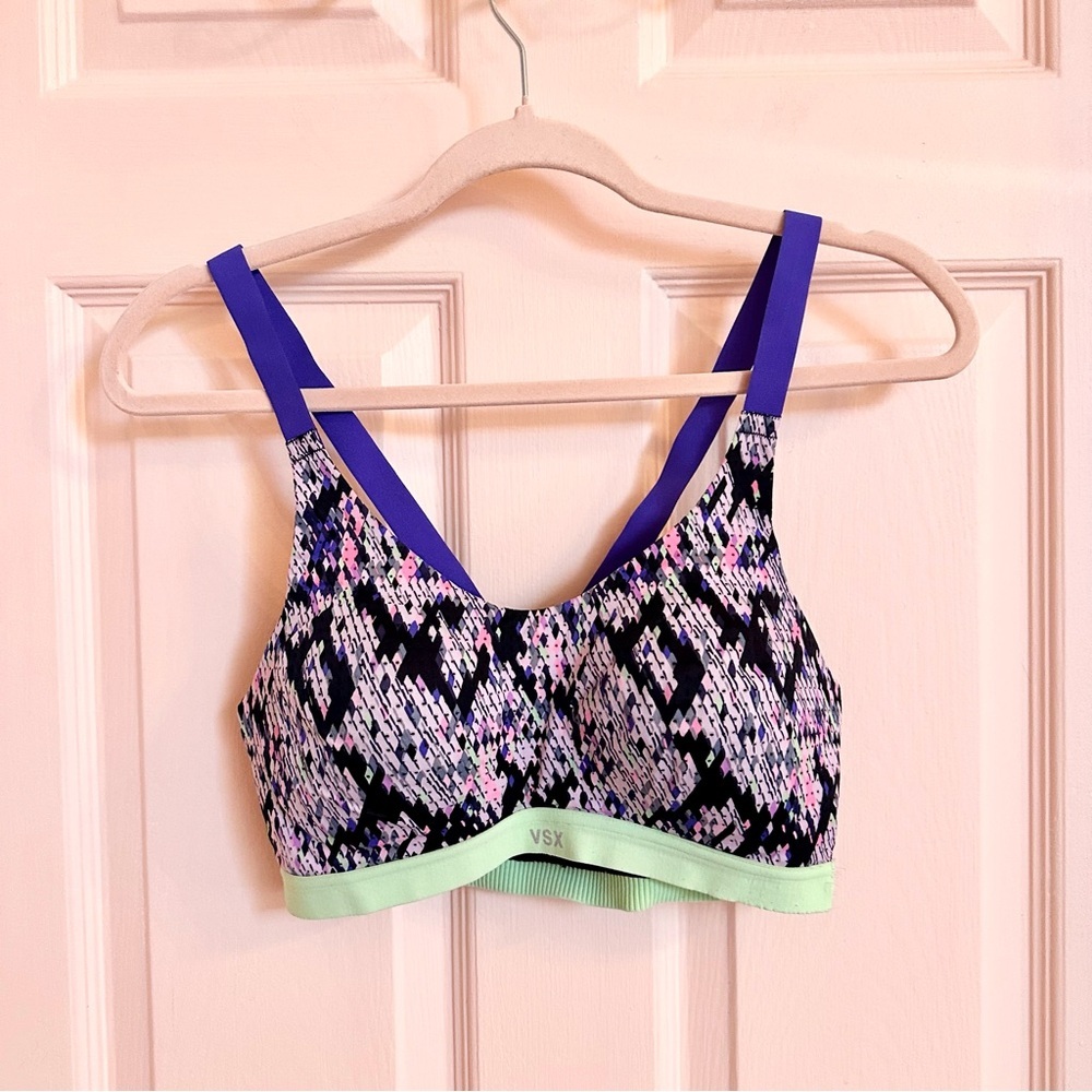 Victorias Secret sports bra